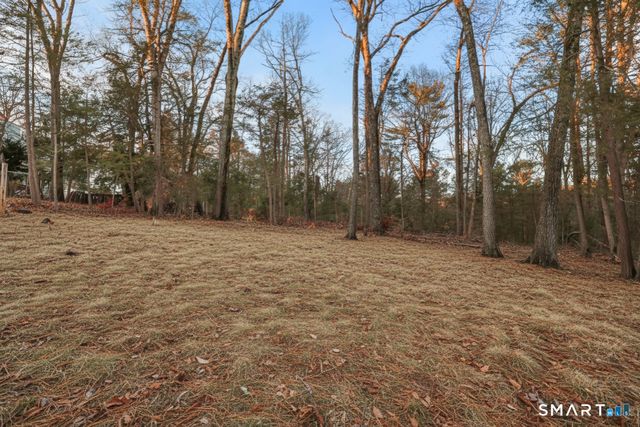 31 Oxford Court, Simsbury, CT 06070