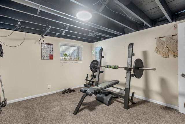 480 Grove Avenue, Valparaiso, IN 46385