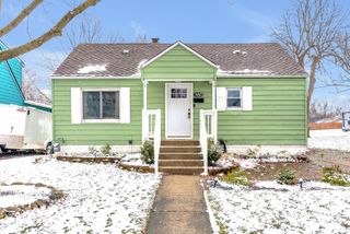 480 Grove Avenue, Valparaiso, IN 46385