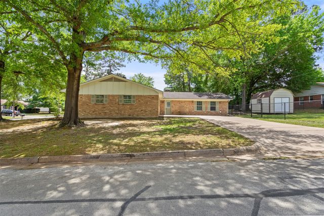 3303 Shenandoah Drive, Tyler, TX 75701