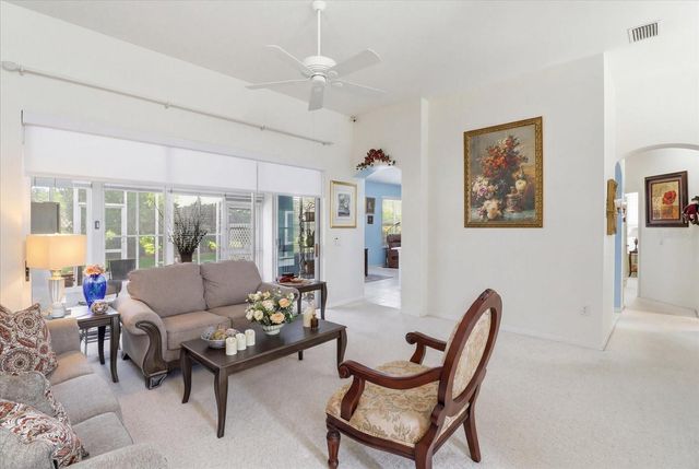 168 W ROMANY LOOP, Beverly Hills, FL 34465