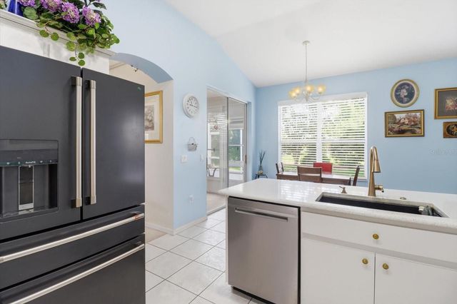 168 W ROMANY LOOP, Beverly Hills, FL 34465