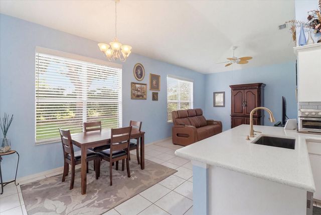 168 W ROMANY LOOP, Beverly Hills, FL 34465