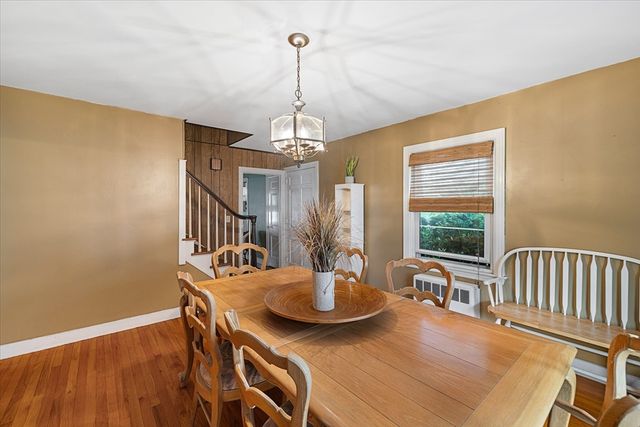 120 Farrar Ave, Worcester, MA 01604