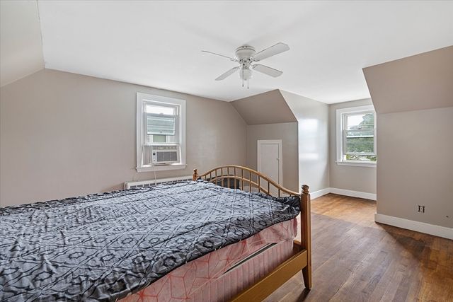 120 Farrar Ave, Worcester, MA 01604
