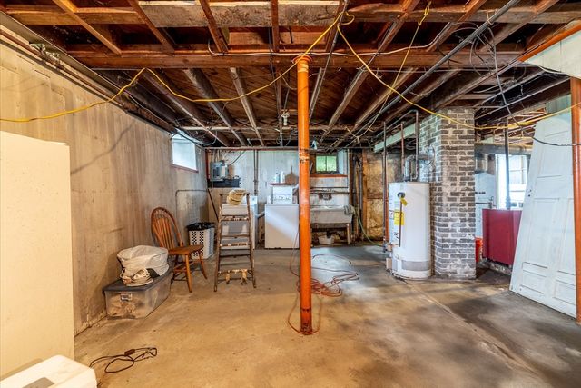 120 Farrar Ave, Worcester, MA 01604