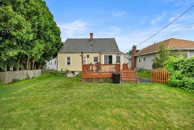 120 Farrar Ave, Worcester, MA 01604