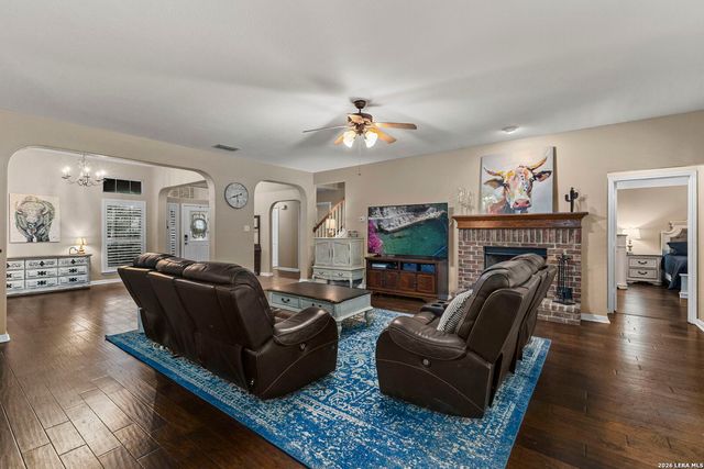 266 MAIDSTONE CV, Cibolo, TX 78108