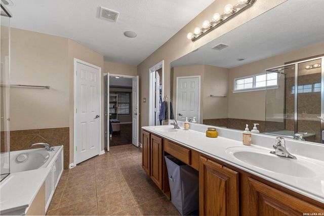 266 MAIDSTONE CV, Cibolo, TX 78108