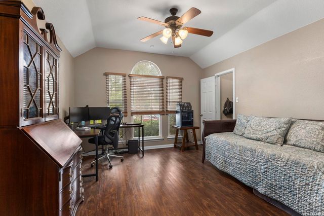 266 MAIDSTONE CV, Cibolo, TX 78108