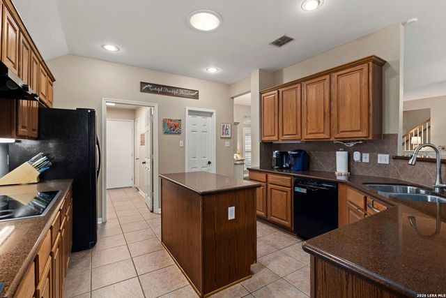 266 MAIDSTONE CV, Cibolo, TX 78108