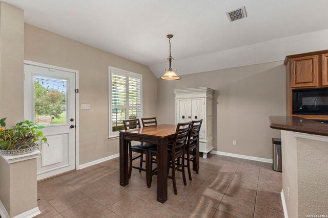 266 MAIDSTONE CV, Cibolo, TX 78108