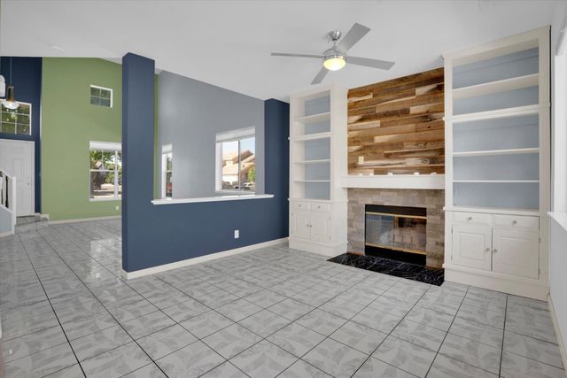 1977 Grove Ct, Tracy, CA 95376