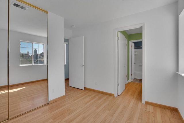 1977 Grove Ct, Tracy, CA 95376