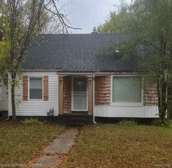 18462 Grandville Avenue, Detroit, MI 48219