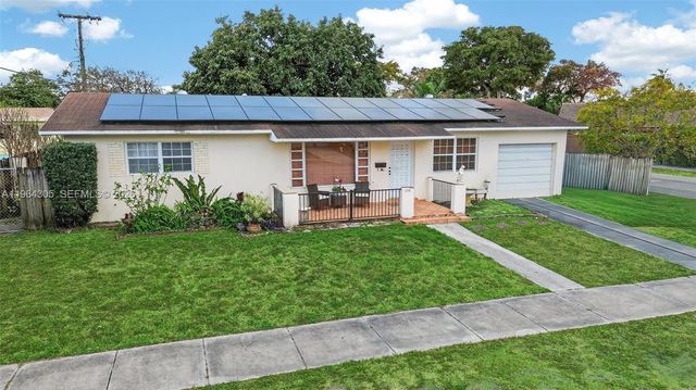 1110 NE 204th Ter, Miami, FL 33179