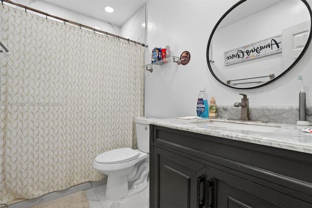 1110 NE 204th Ter, Miami, FL 33179