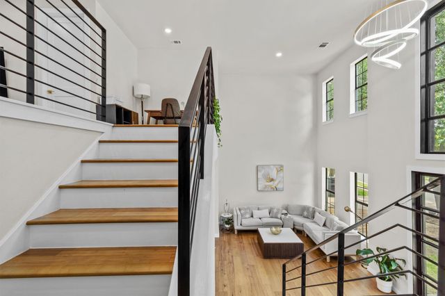 4604 Gray Fox DR, Austin, TX 78759