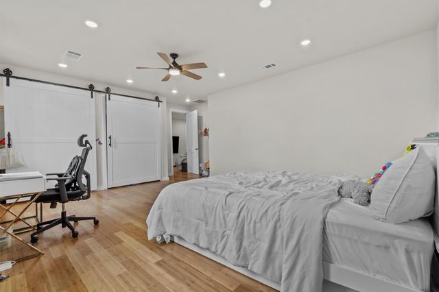 4604 Gray Fox DR, Austin, TX 78759