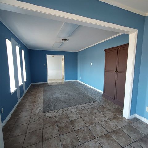 7 Post Oak Trail, Greenville, TX 75402