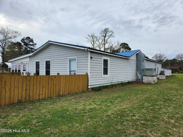 556 Ellis Cove Road, Belhaven, NC 27810