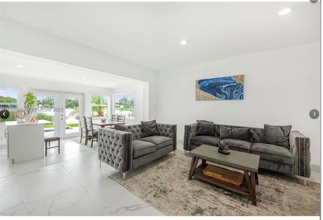 3621 SW 35th St, West Park, FL 33023