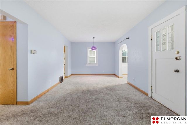 1611 S 63rd Street, Omaha, NE 68106