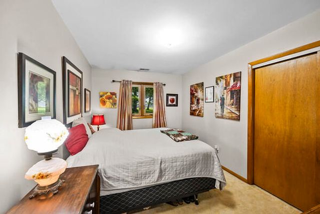 1 N Wabash Street, Hobart, IN 46342