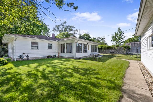 1 N Wabash Street, Hobart, IN 46342