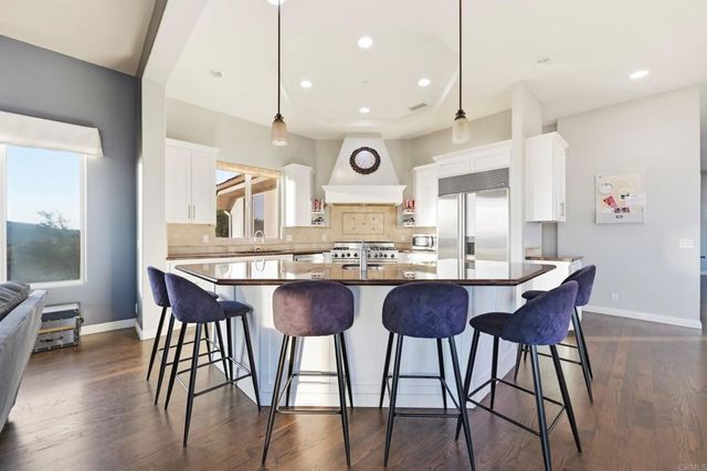 14040 Iris Lane, Poway, CA 92064