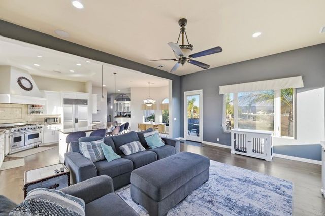 14040 Iris Lane, Poway, CA 92064