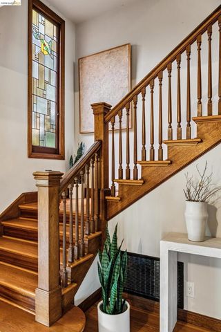 1915 Thousand Oaks Blvd, Berkeley, CA 94707
