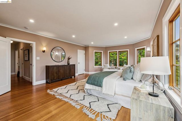 1915 Thousand Oaks Blvd, Berkeley, CA 94707