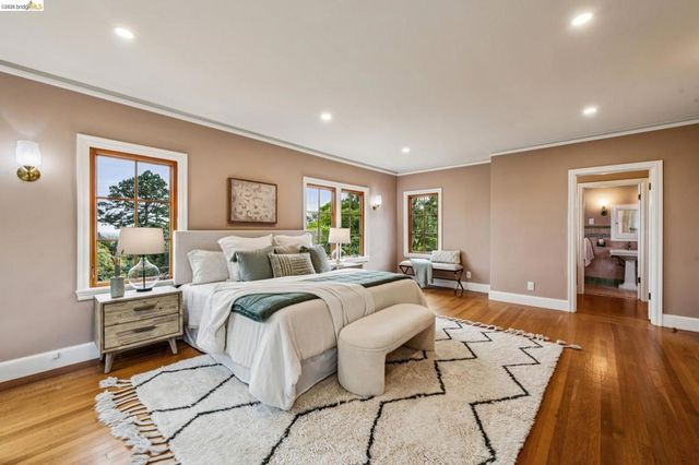 1915 Thousand Oaks Blvd, Berkeley, CA 94707