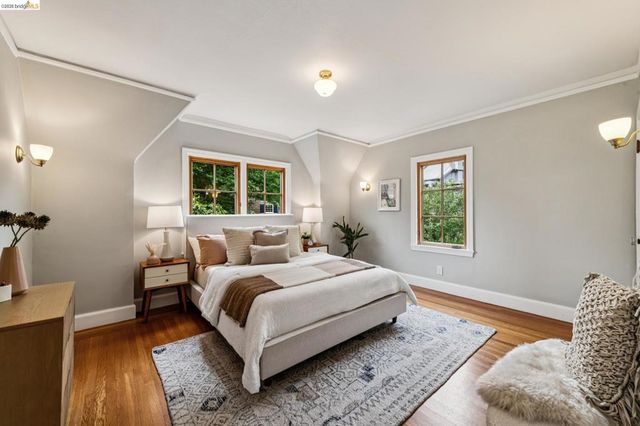 1915 Thousand Oaks Blvd, Berkeley, CA 94707