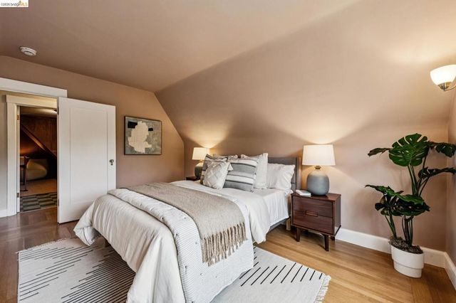 1915 Thousand Oaks Blvd, Berkeley, CA 94707