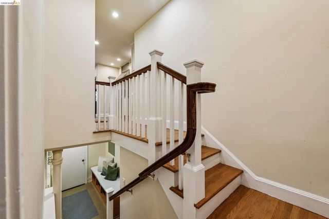 1915 Thousand Oaks Blvd, Berkeley, CA 94707