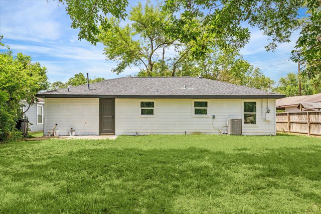5614 El Buey Way, Houston, TX 77017