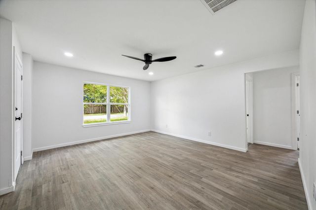 5614 El Buey Way, Houston, TX 77017