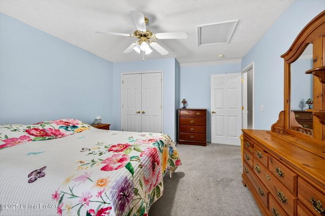 5134 Southern Charm Ln, Louisville, KY 40219