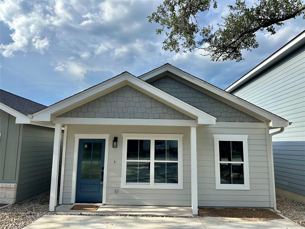 324 Shady Bluff DR, Wimberley, TX 78676