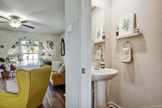 12053 latour, San Antonio, TX 78252