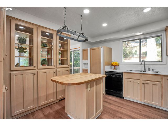 15005 Sw 150TH Ct, Beaverton, OR 97007