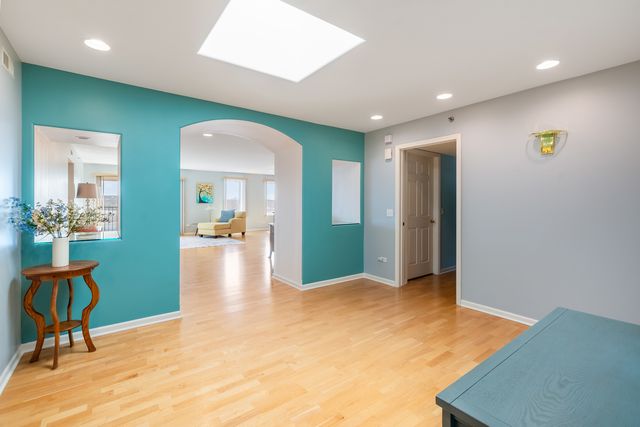 351 Town Place Circle 508, Buffalo Grove, IL 60089