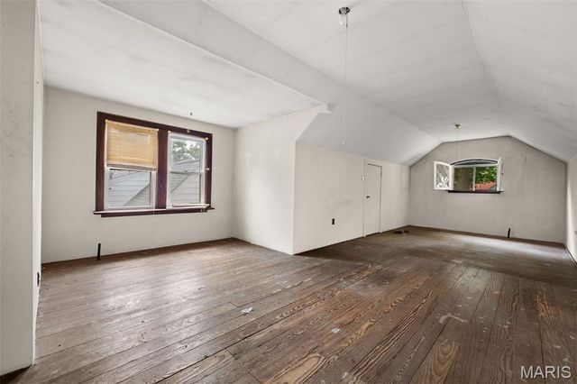 7027 Camden Court, University City, MO 63130