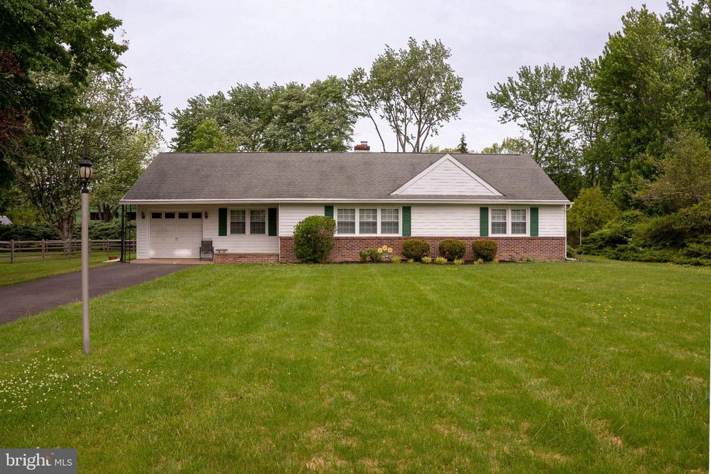 176 MARIAN AVE, SOUTHAMPTON, PA 18966 — photo 2