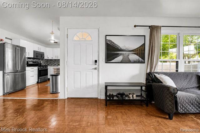 22704 Cortes Street, Novi, MI 48375