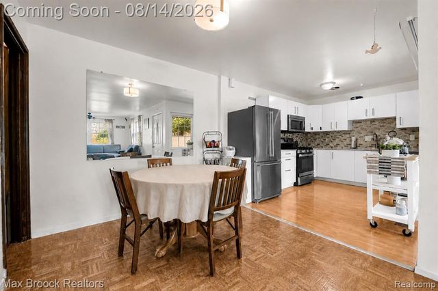 22704 Cortes Street, Novi, MI 48375