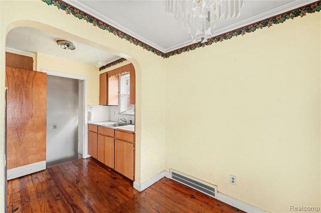 14814 Lesure Street, Detroit, MI 48227