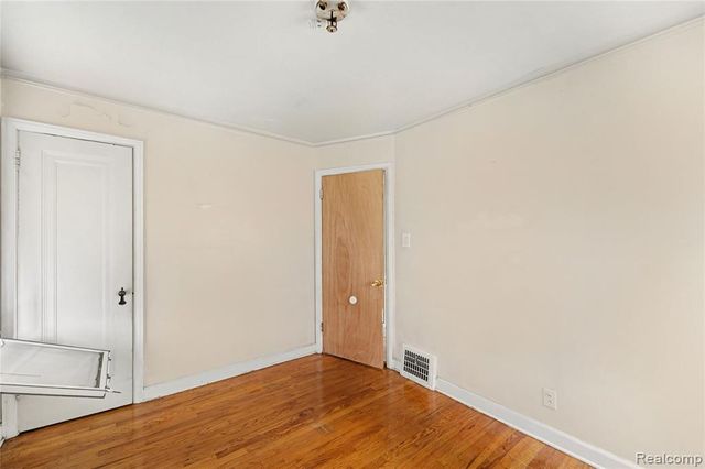 14814 Lesure Street, Detroit, MI 48227